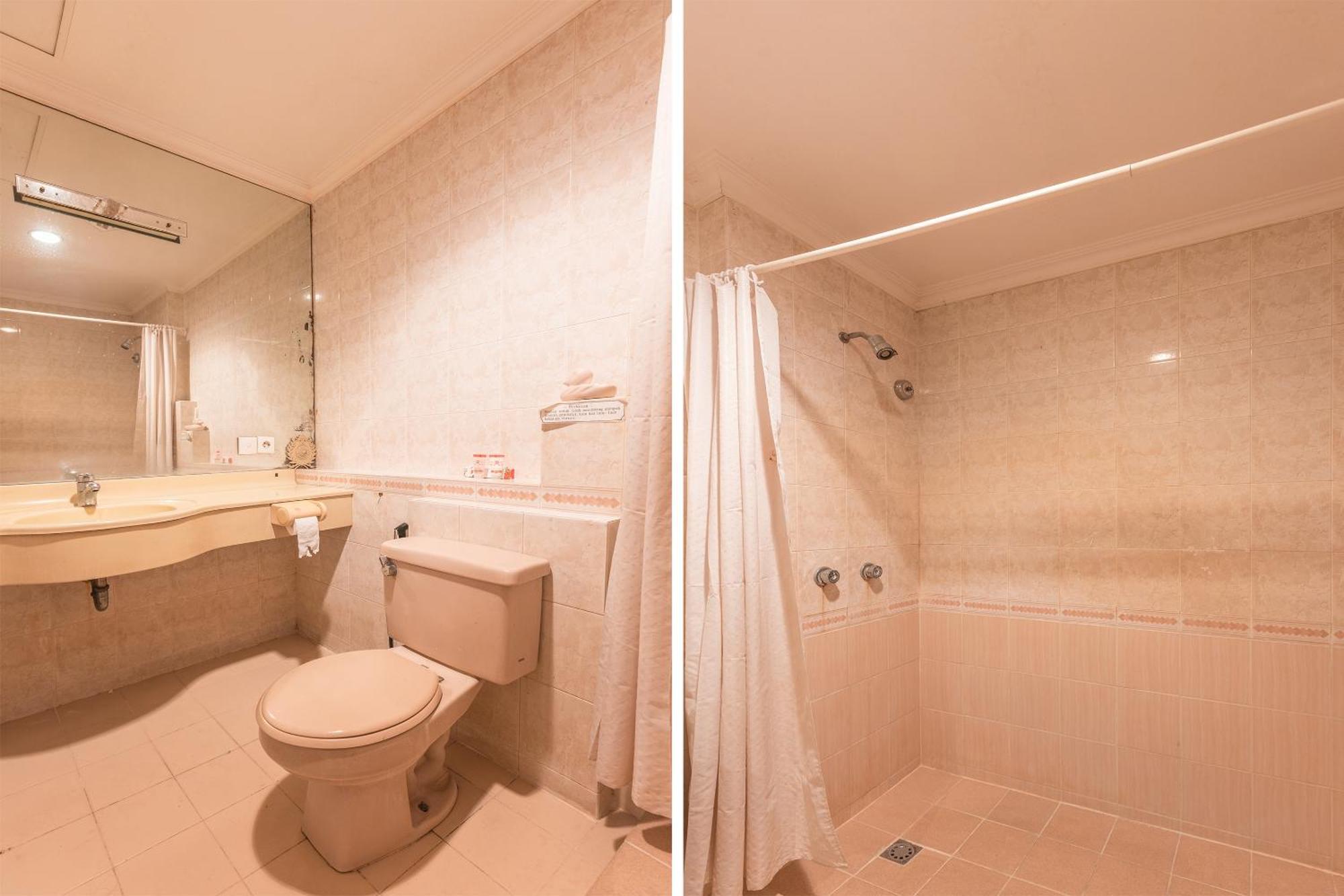 Oyo 671 Hotel Capitol Джакарта Екстер'єр фото